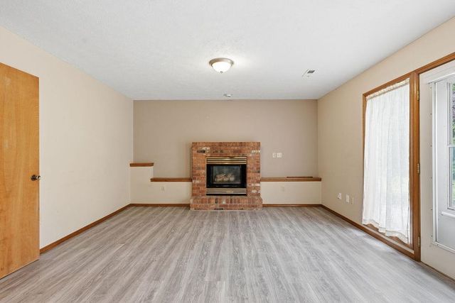 6004 W Wind River Dr, Spokane, WA 99208