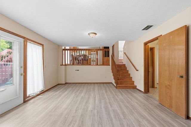 6004 W Wind River Dr, Spokane, WA 99208