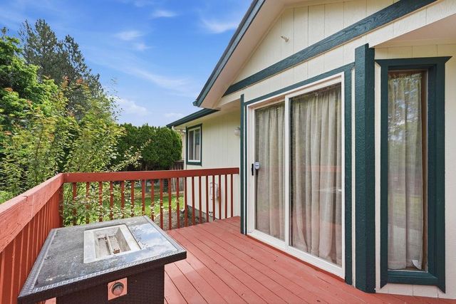 6004 W Wind River Dr, Spokane, WA 99208