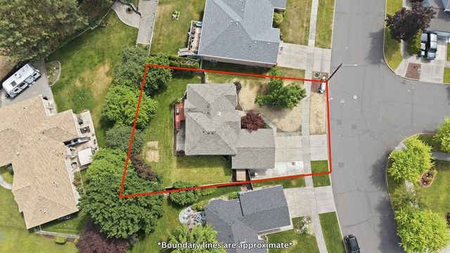 6004 W Wind River Dr, Spokane, WA 99208