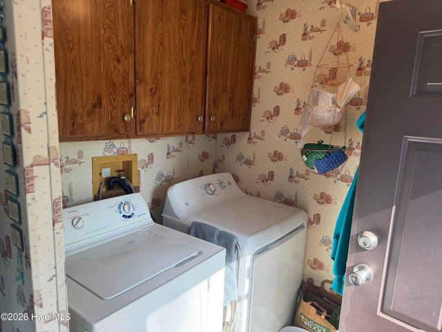 245 Lake Drive SW, Supply, NC 28462