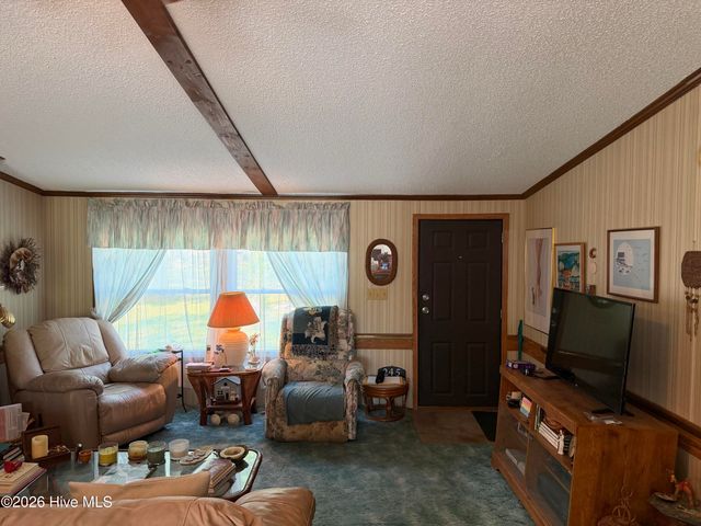 245 Lake Drive SW, Supply, NC 28462