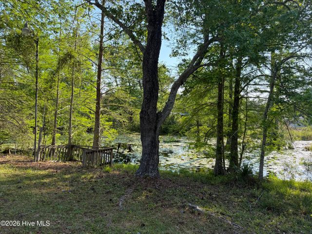 245 Lake Drive SW, Supply, NC 28462