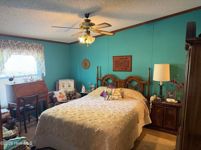 245 Lake Drive SW, Supply, NC 28462