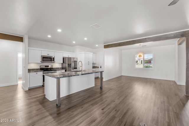 21015 W White Feather Lane, Wittmann, AZ 85361