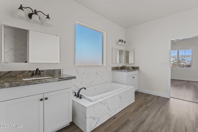 21015 W White Feather Lane, Wittmann, AZ 85361