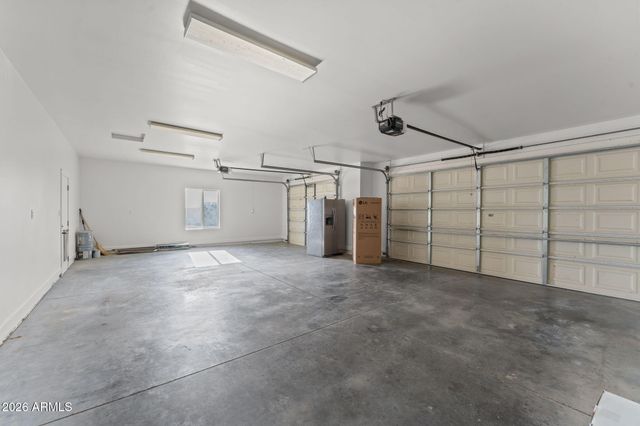 21015 W White Feather Lane, Wittmann, AZ 85361