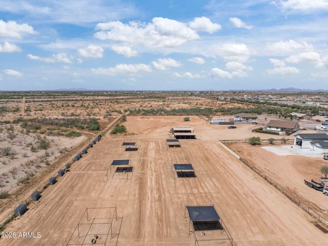 21015 W White Feather Lane, Wittmann, AZ 85361