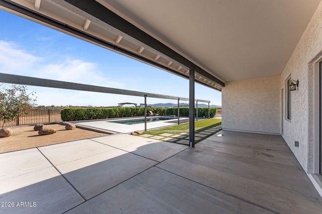 21015 W White Feather Lane, Wittmann, AZ 85361