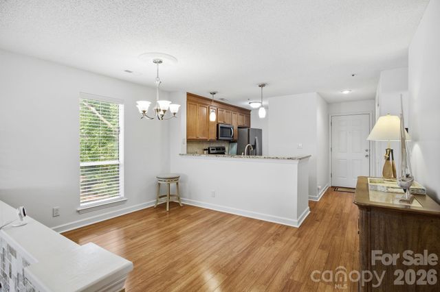 18009 Kings Point Drive I, Cornelius, NC 28031