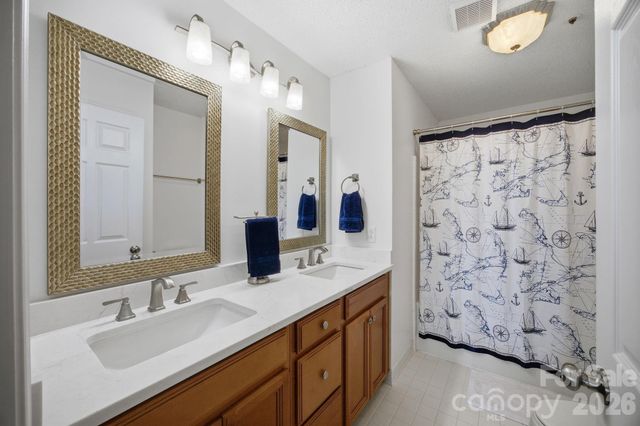 18009 Kings Point Drive I, Cornelius, NC 28031