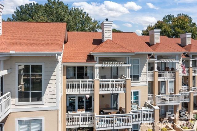 18009 Kings Point Drive I, Cornelius, NC 28031