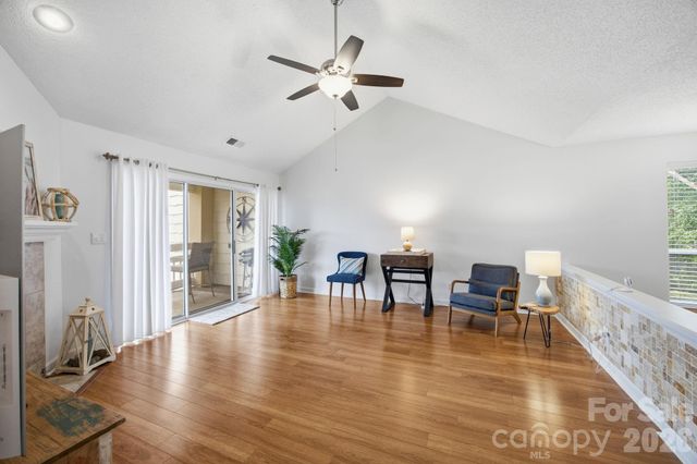 18009 Kings Point Drive I, Cornelius, NC 28031