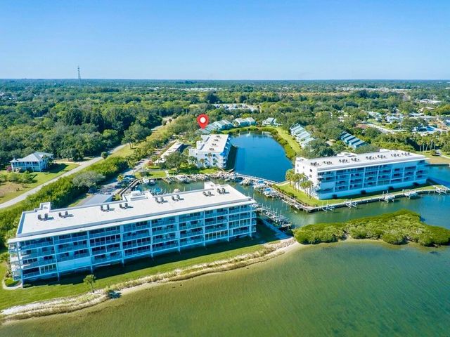 6206 S River Run Drive, Sebastian, FL 32958