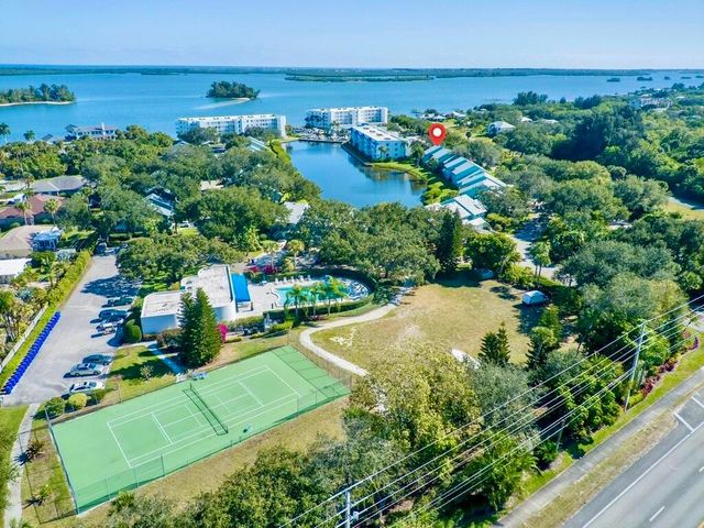 6206 S River Run Drive, Sebastian, FL 32958