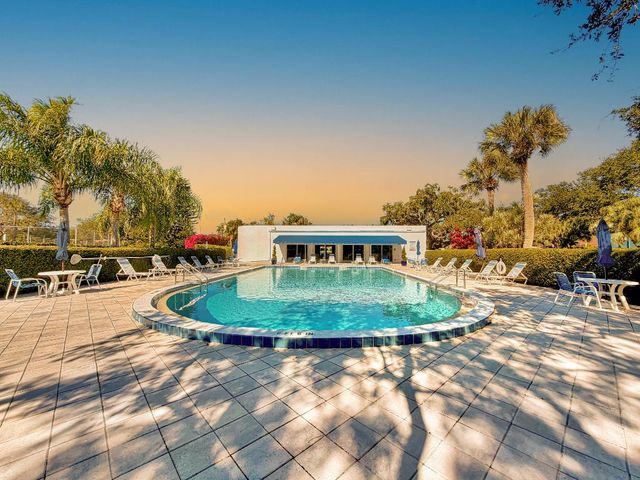 6206 S River Run Drive, Sebastian, FL 32958