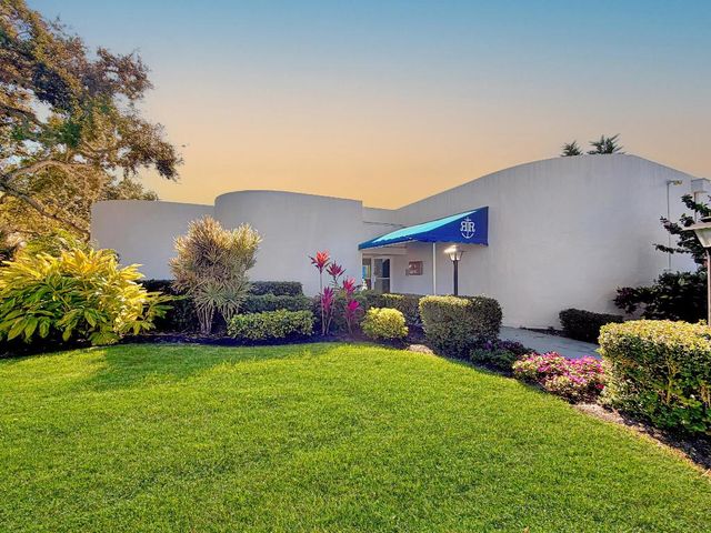 6206 S River Run Drive, Sebastian, FL 32958