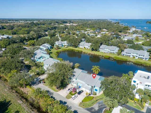 6206 S River Run Drive, Sebastian, FL 32958