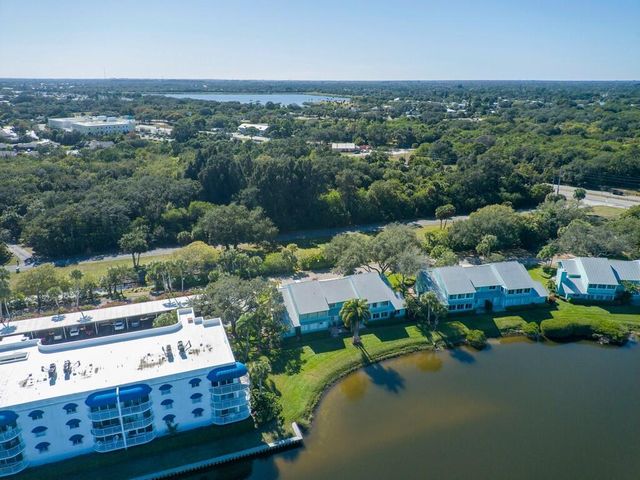 6206 S River Run Drive, Sebastian, FL 32958