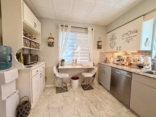 6206 S River Run Drive, Sebastian, FL 32958