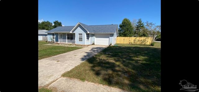 2732 Country Breeze Blvd, Navarre, FL 32566