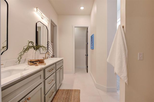 3400 Bourgogne Street, Edmond, OK 73034