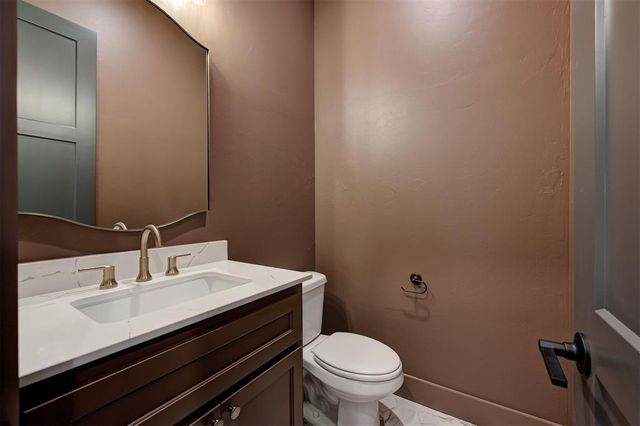 3400 Bourgogne Street, Edmond, OK 73034