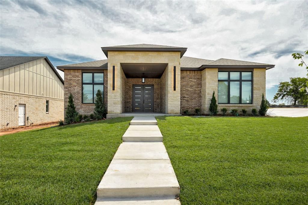 3400 Bourgogne Street, Edmond, OK 73034