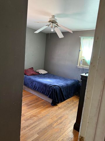 518 W 2nd Street, Hale Center, TX 79041