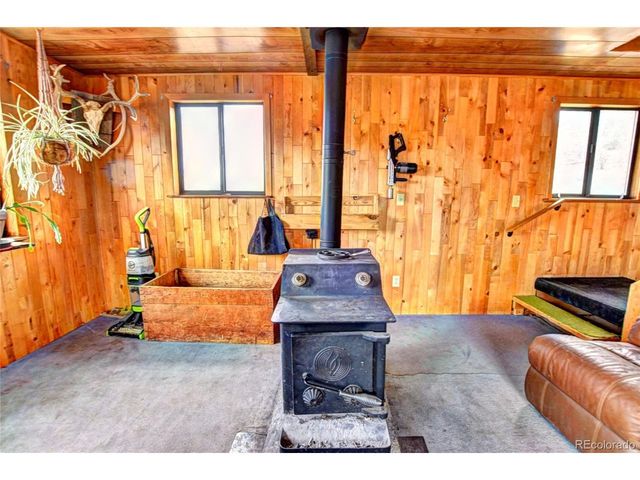 135 Eagle Rock Rd B11, Jefferson, CO 80456