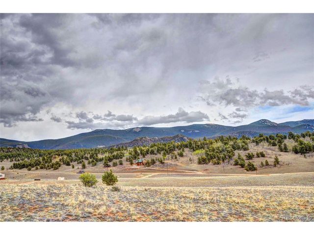 135 Eagle Rock Rd B11, Jefferson, CO 80456