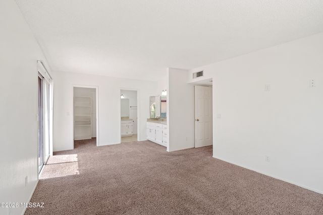 810 N Camino Santiago Unit 51, Tucson, AZ 85745