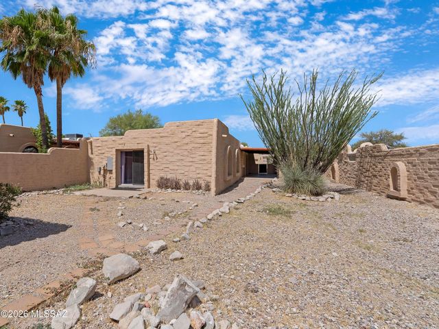 810 N Camino Santiago Unit 51, Tucson, AZ 85745