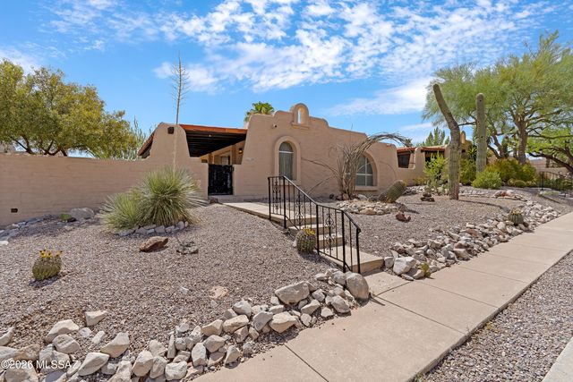 810 N Camino Santiago Unit 51, Tucson, AZ 85745