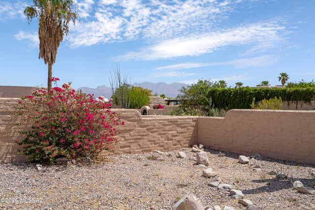810 N Camino Santiago Unit 51, Tucson, AZ 85745