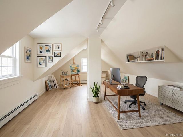 29 Richmond Avenue, Amityville, NY 11701