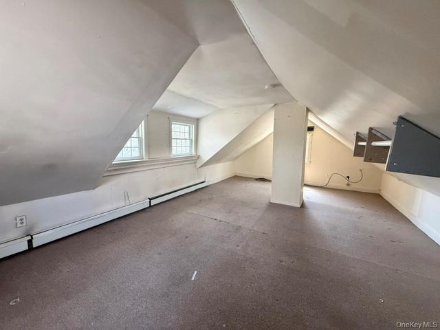 29 Richmond Avenue, Amityville, NY 11701