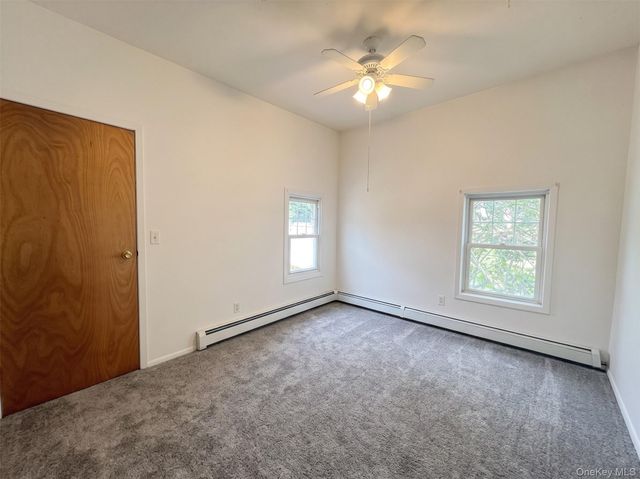 29 Richmond Avenue, Amityville, NY 11701
