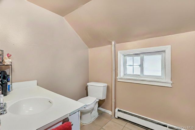 29 Richmond Avenue, Amityville, NY 11701