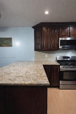 3522 NW 193rd St, Miami Gardens, FL 33056