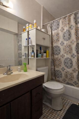 3522 NW 193rd St, Miami Gardens, FL 33056