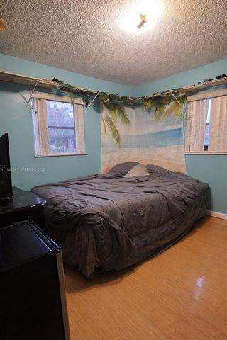 3522 NW 193rd St, Miami Gardens, FL 33056