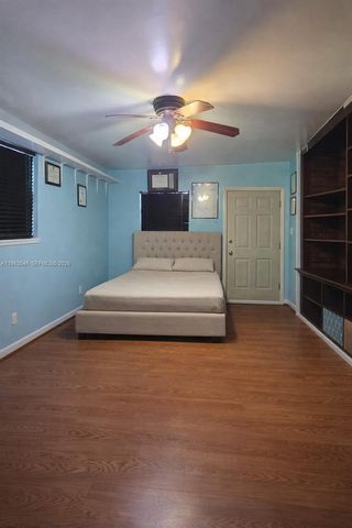 3522 NW 193rd St, Miami Gardens, FL 33056