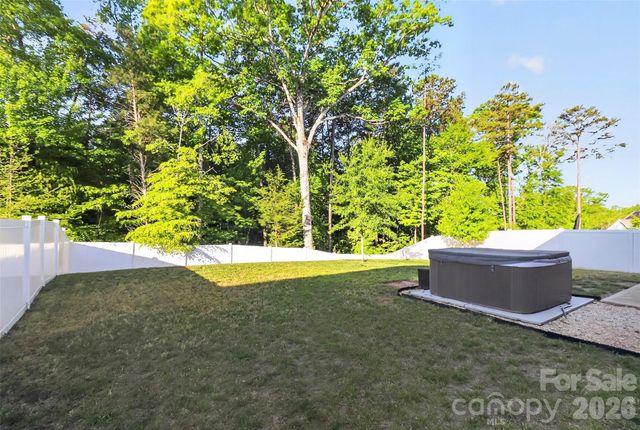 1212 Englewood Drive, Lake Wylie, SC 29710