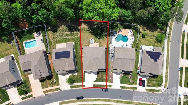 1212 Englewood Drive, Lake Wylie, SC 29710