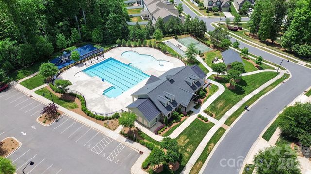 1212 Englewood Drive, Lake Wylie, SC 29710