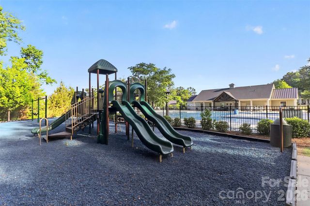1212 Englewood Drive, Lake Wylie, SC 29710