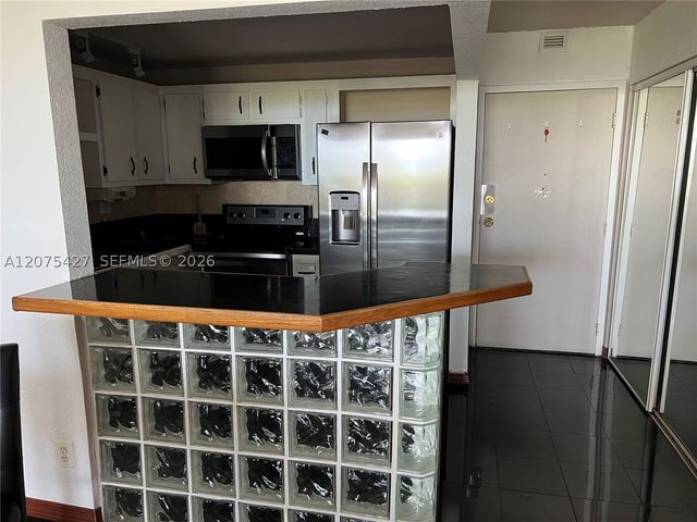 1465 NE 123rd St 515, North Miami, FL 33161