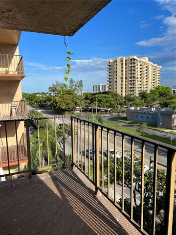 1465 NE 123rd St 515, North Miami, FL 33161
