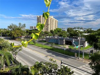 1465 NE 123rd St 515, North Miami, FL 33161